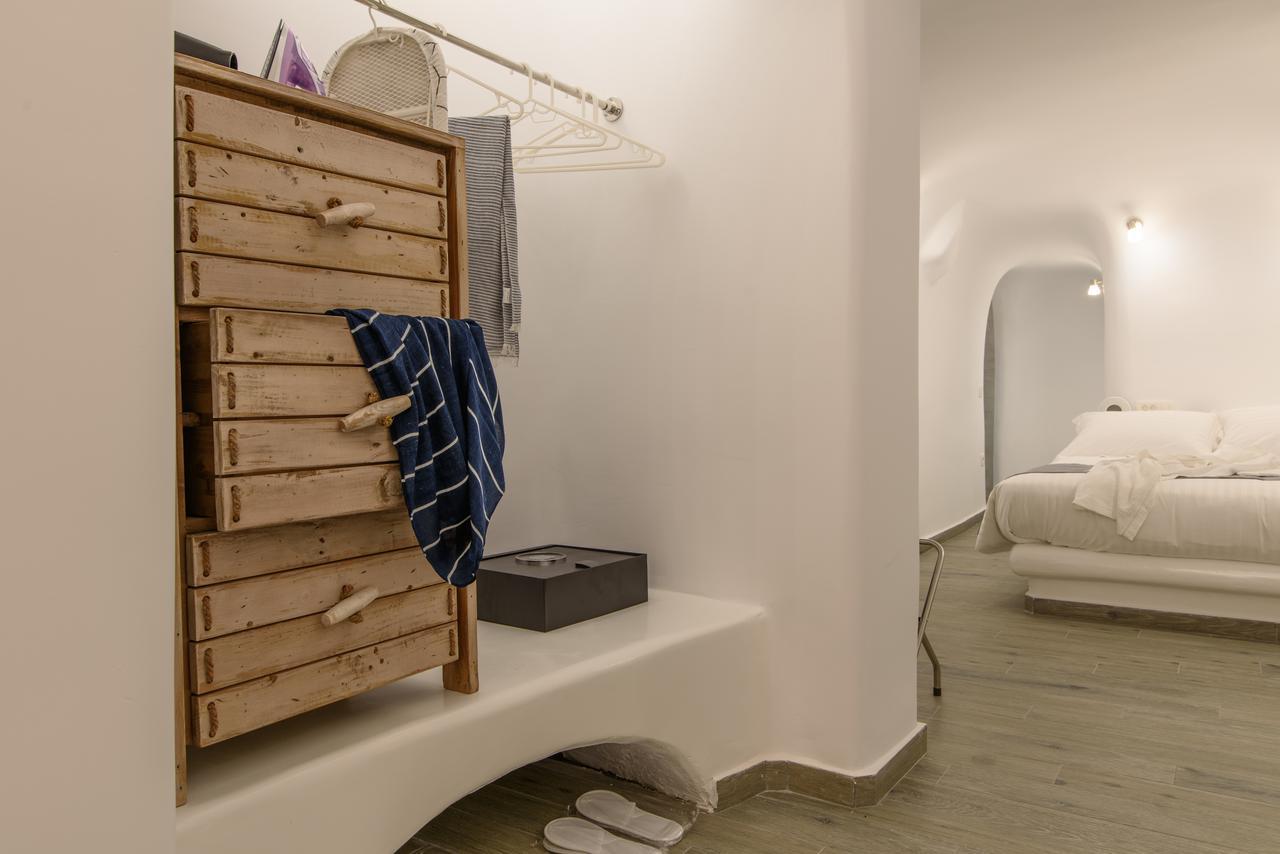 Angel Luxury Suites Fira  Exteriör bild