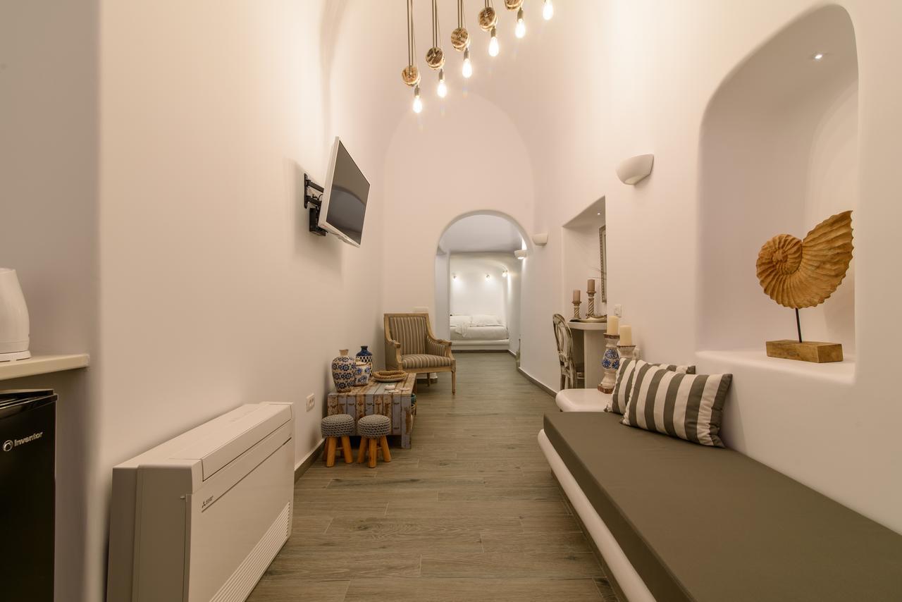 Angel Luxury Suites Fira  Exteriör bild