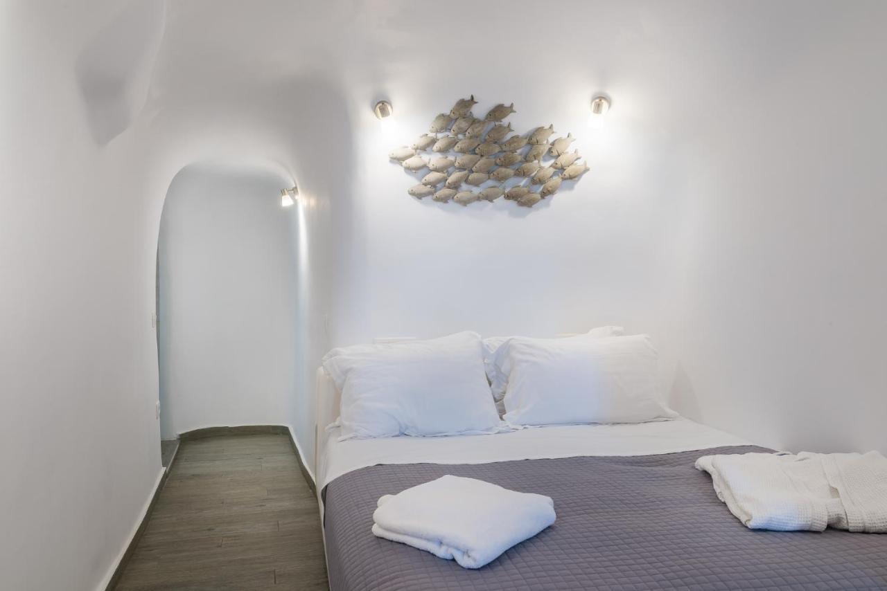 Angel Luxury Suites Fira  Exteriör bild